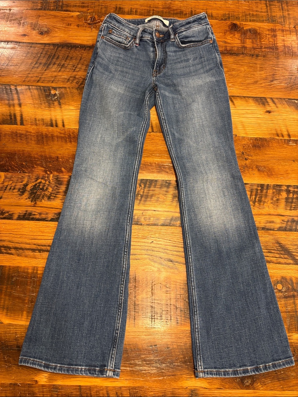 Women's Idyllwind REBEL Flare Jeans in Blue Wash